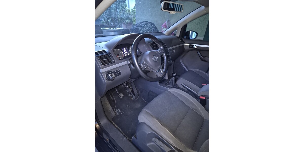 VW Touran 135.000 km 4.900 &euro; Erfurt 99084