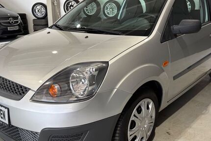 Ford Fiesta 77.094 km 2.500 &euro; Erfurt 99085