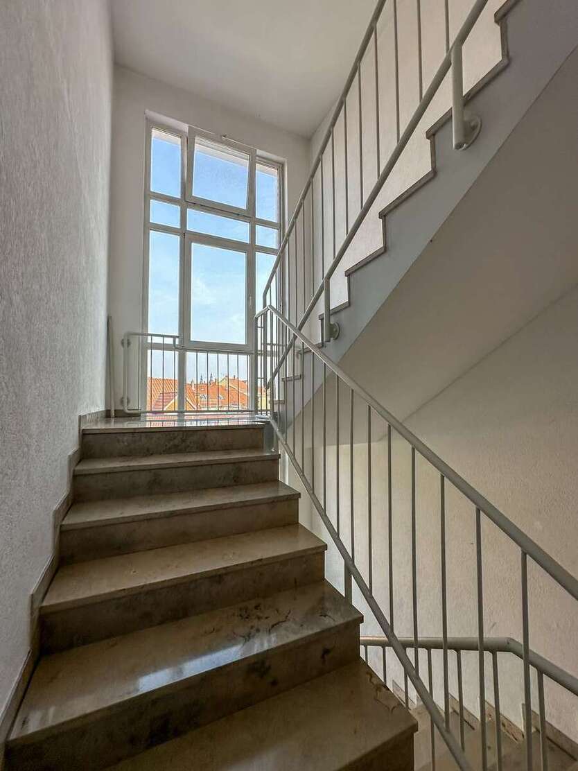 Zwei vermietete Wohnungen in Bestlage von Arnstadt – direkt an der Liebfrauenkirche 4 zimmer