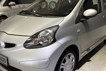 Toyota Aygo (X) 123.112 km 2.400 &euro; Erfurt 99085