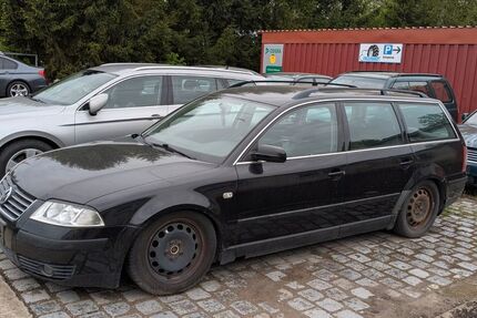 VW Passat Variant 152.000 km 1.100 &euro; Kölleda 99625