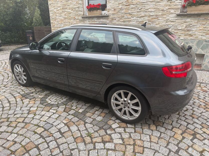 Audi A3 79.175 km 9.000 € Gotha 99867