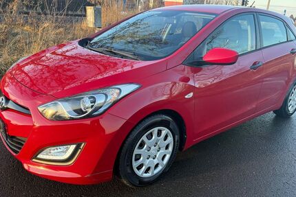 Hyundai i30 122.000 km 5.450 &euro; Dachwig 99100