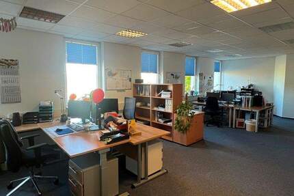 Gewerbeobjekt Erfurt Marbach - 8 Zimmer, 298 m&sup2;, 1.937&euro; | Angebot:24632642