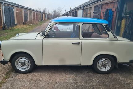 Trabant 601 78.200 km 4.500 &euro; Erfurt 99084
