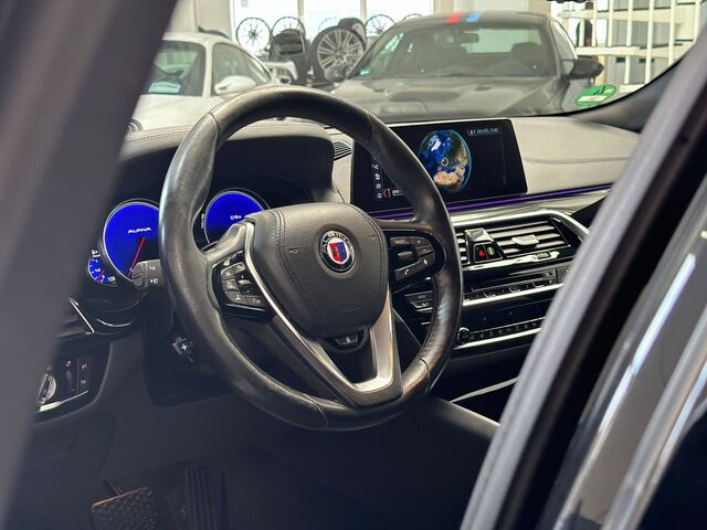 Alpina D5 s Touring Navi*Leder*LED*Soft-C*HUD*Panorama* 174.336 km 39.900 &euro; Gebesee 99189