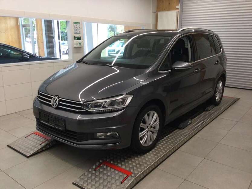 VW Touran 77.603 km 21.899 € Erfurt 99098
