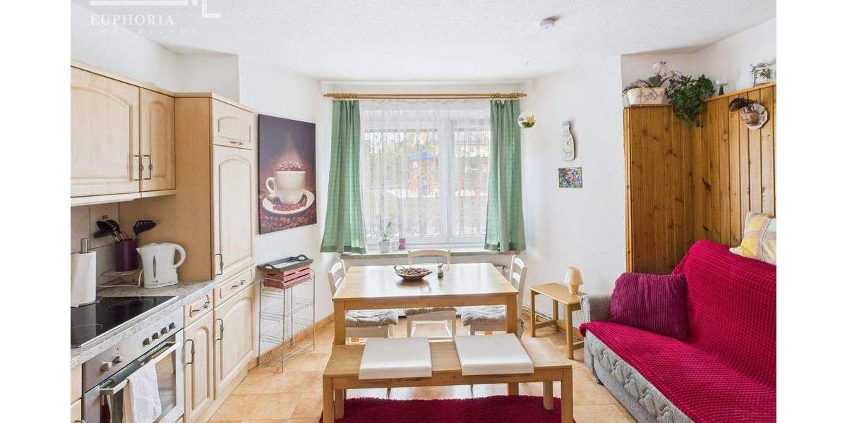 Einfamilienhaus Blankenhain - 9 Zimmer, 219 m&sup2;, 350.000&euro; | Angebot:24268866