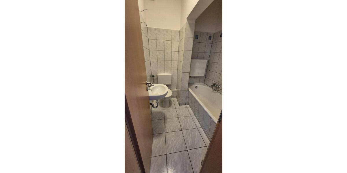 Erdgeschoßwohnung Gotha - 4 Zimmer, 67 m&sup2;, 530&euro; | Angebot:25975035