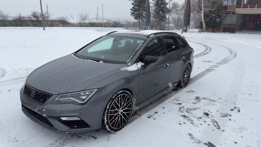 Seat Leon 57.000 km 22.990 &euro; Erfurt 99098