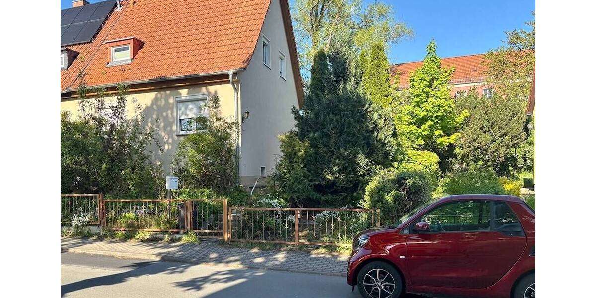Doppelhaushälfte Weimar Parkvorstadt - 4 Zimmer, 90 m&sup2;, 195.000&euro; | Angebot:26015997