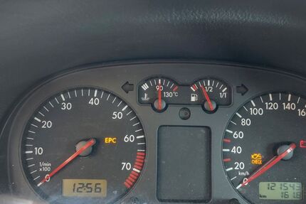 VW Golf 121.000 km 1.000 &euro; Arnstadt 99310