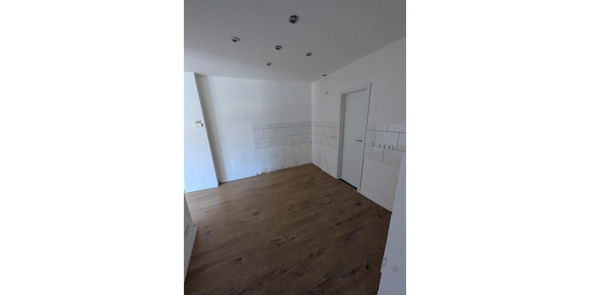 Etagenwohnung Erfurt Hochheim - 2 Zimmer, 49 m&sup2;, 520&euro; | Angebot:25225269