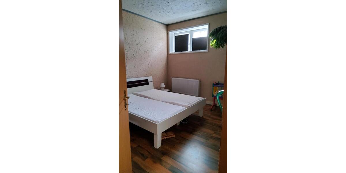 Erdgeschoßwohnung Geratal - 4 Zimmer, 74 m&sup2;, 635&euro; | Angebot:25569196