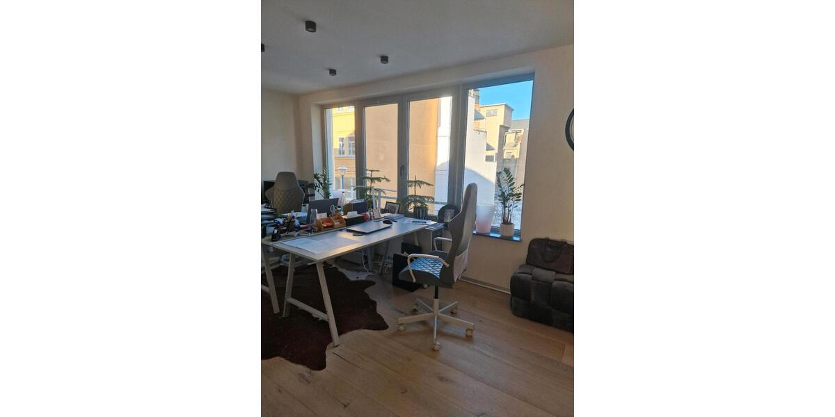 Einfamilienhaus Gotha - 3 Zimmer, 175 m&sup2;, 2.000&euro; | Angebot:27624833