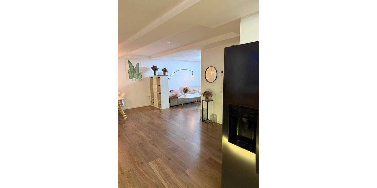 Einfamilienhaus Kölleda - 4 Zimmer, 110 m&sup2;, 1.000&euro; | Angebot:25275580