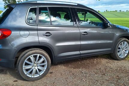 VW Tiguan 204.180 km 7.990 &euro; Grammetal 99428