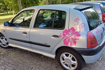 Renault Clio 77.000 km 2.500 € Erfurt 99084