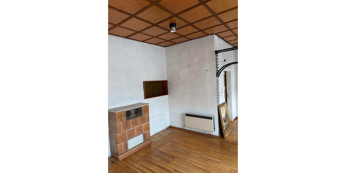 Mehrfamilienhaus, Wohnhaus Geratal Geraberg - 9 Zimmer, 200 m&sup2;, 160.000&euro; | Angebot:24469804