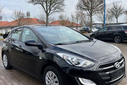 Hyundai i30 88.800 km 8.999 &euro; Gotha 99867