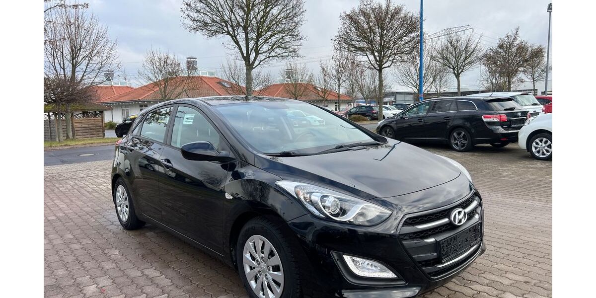 Hyundai i30 88.800 km 8.999 &euro; Gotha 99867