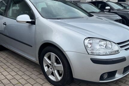 VW Golf 140.800 km 2.950 &euro; Ichtershausen 99334