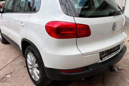 VW Tiguan 122.000 km 9.500 &euro; Neudietendorf 99192
