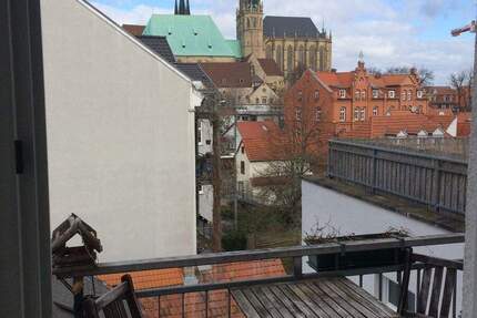 16607 +++ DOM-Blick + Balkon + 2-R-W + Erfurt-Altstadt + ab sofort +++ 2 zimmer