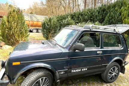 Lada Niva 103.000 km 4.600 &euro; Erfurt 99094