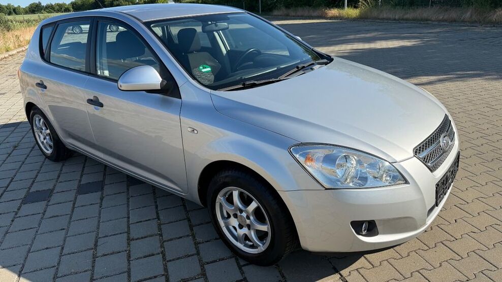 Kia ceed / Ceed 182.000 km 2.990 € Gebesee 99189