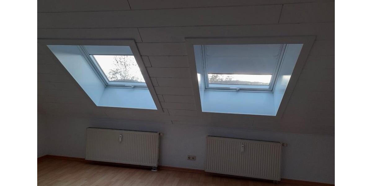 Dachgeschoßwohnung Drei Gleichen - 1 Zimmer, 44 m&sup2;, 36.000&euro; | Angebot:23190985