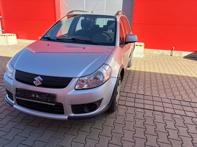 Suzuki SX4 168.000 km 2.550 € Gotha 99867
