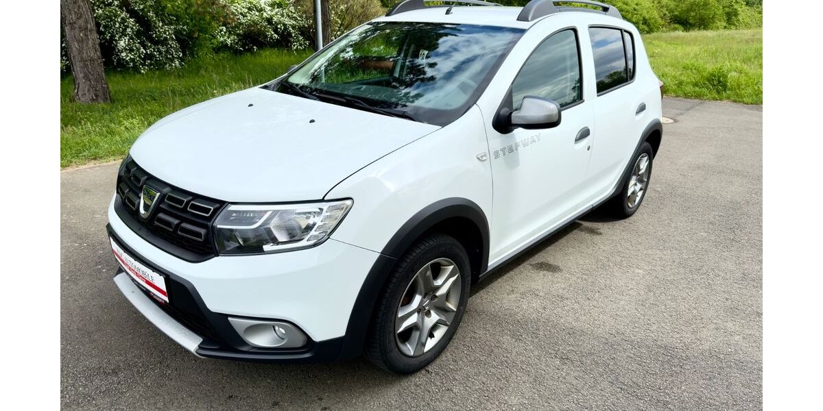 Dacia Sandero 101.000 km 7.990 &euro; Erfurt 99095