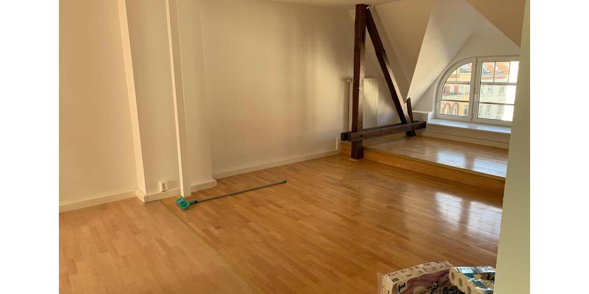 Dachgeschoßwohnung Erfurt Andreasvorstadt - 4 Zimmer, 125 m&sup2;, 1.375&euro; | Angebot:24794194