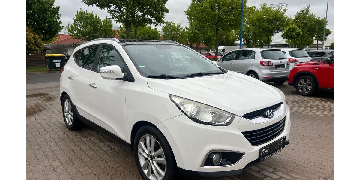 Hyundai ix35 270.000 km 5.900 &euro; Gotha 99867