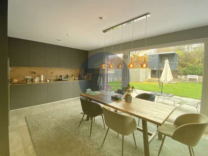 Haus zum Kaufen in Erfurt 890.000 € 182 m²