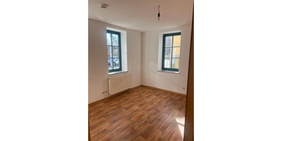 Erdgeschoßwohnung Elxleben - 3 Zimmer, 72 m&sup2;, 850&euro; | Angebot:25325663