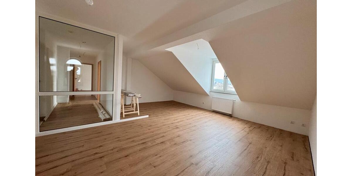 Dachgeschoßwohnung Erfurt Daberstedt - 3 Zimmer, 83 m&sup2;, 950&euro; | Angebot:24573486
