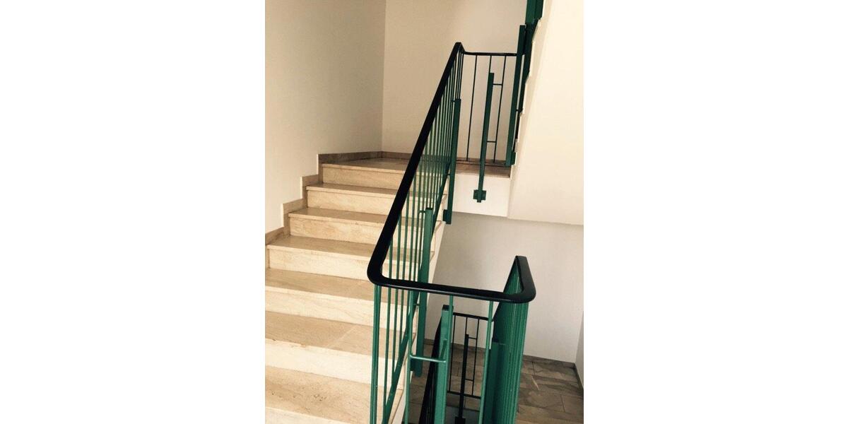 Dachgeschoßwohnung Ohrdruf - 3 Zimmer, 82 m&sup2;, 125.000&euro; | Angebot:26086775