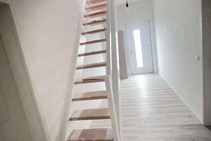 Wohnung Sömmerda - 3.5 Zimmer, 122 m&sup2;, 1.290&euro; | Angebot:25385540