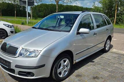 Skoda Fabia 377.305 km 980 &euro; Erfurt 99092