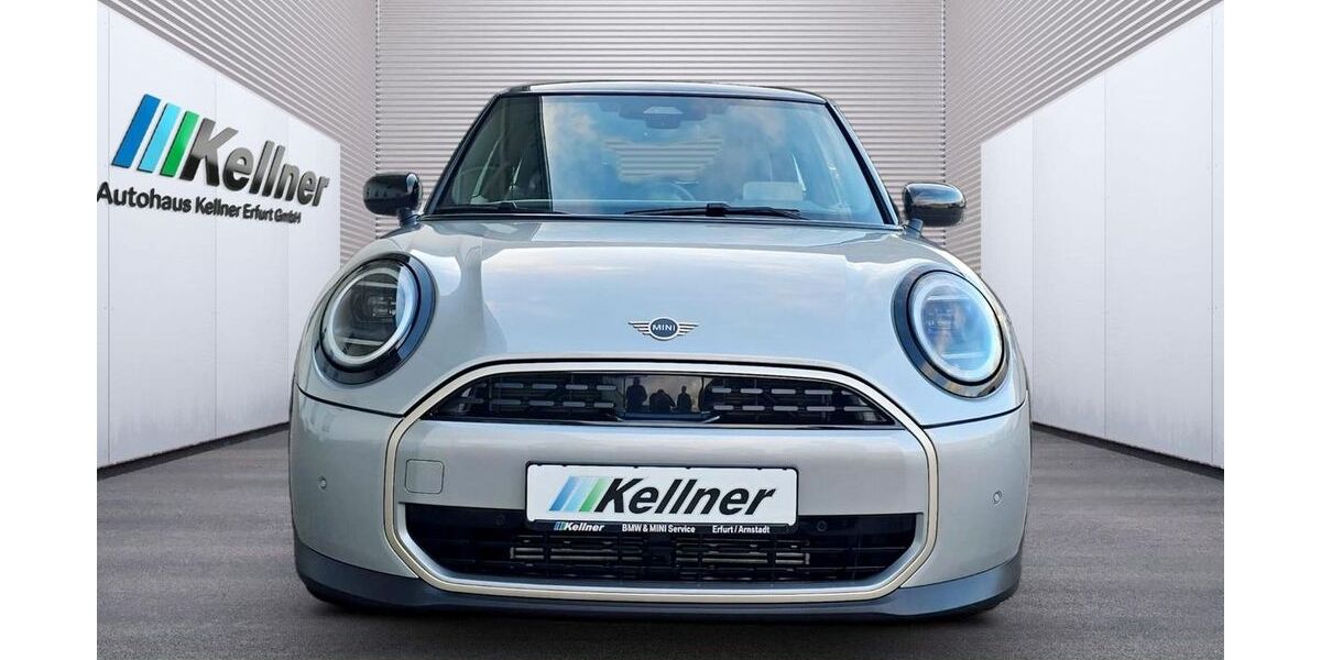Mini Cooper C 8.147 km 26.439 &euro; Arnstadt 99310