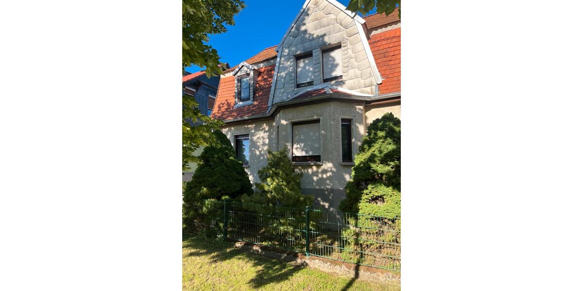 Einfamilienhaus Kölleda - 7 Zimmer, 148 m&sup2;, 280.000&euro; | Angebot:26794767