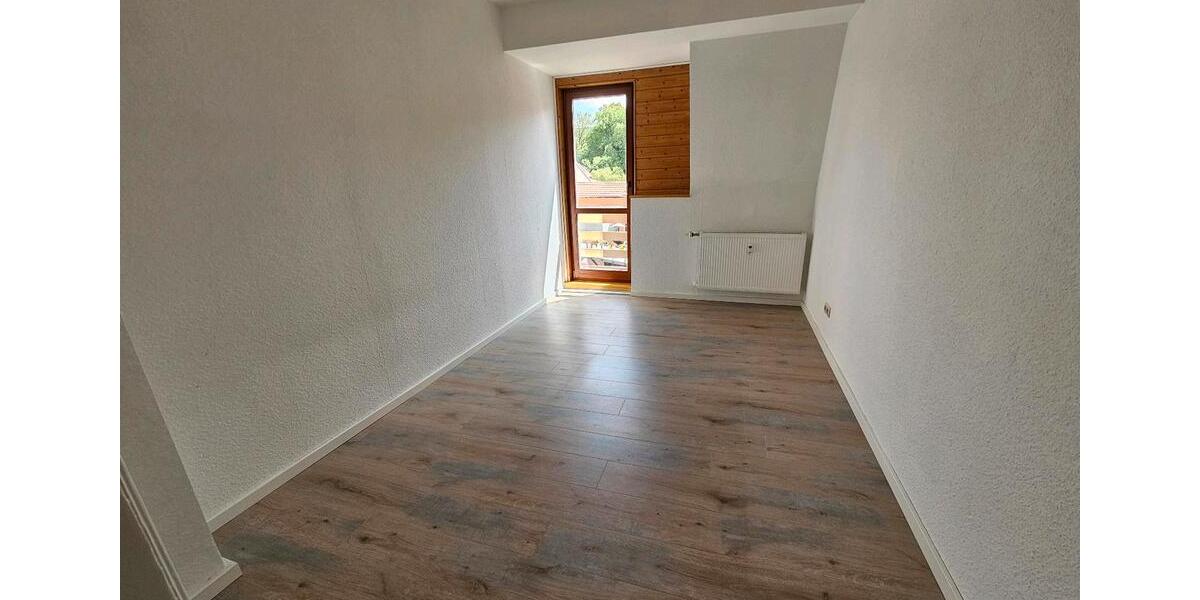 Etagenwohnung Stadtilm - 3 Zimmer, 85 m&sup2;, 767&euro; | Angebot:25057569