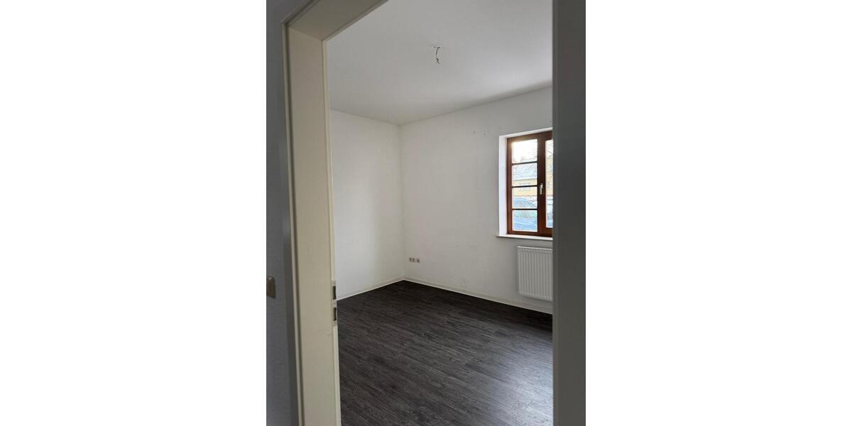Erdgeschoßwohnung Bad Berka - 2 Zimmer, 50 m&sup2;, 600&euro; | Angebot:24953150