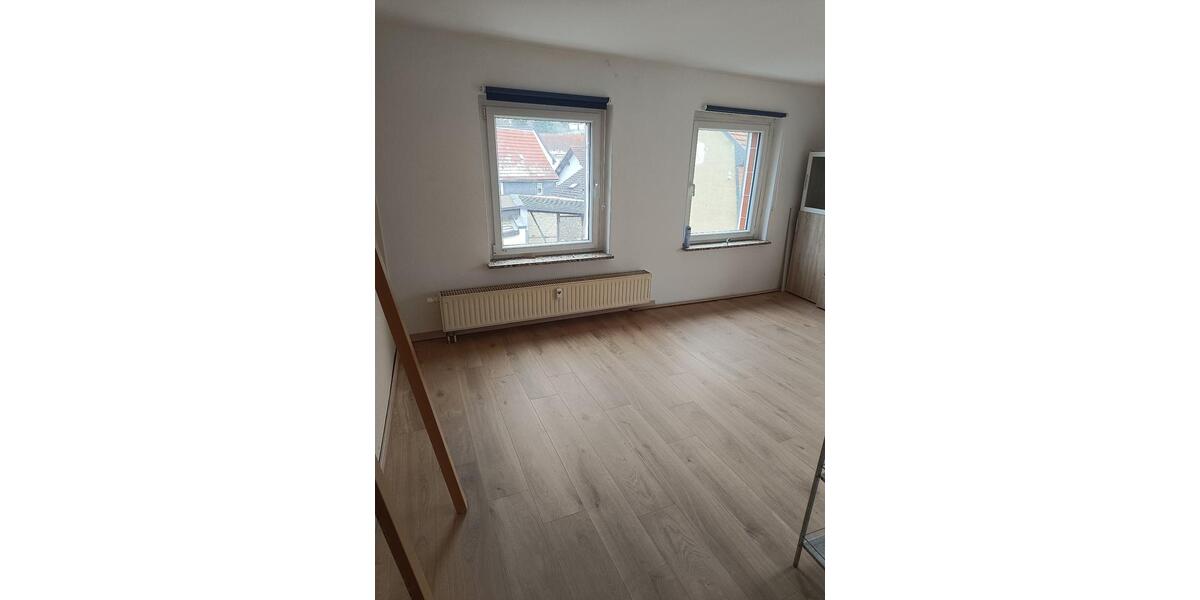 Dachgeschoßwohnung Geratal Geraberg - 4 Zimmer, 73 m&sup2;, 329&euro; | Angebot:25995885