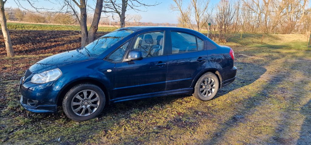 Suzuki SX4 196.111 km 4.000 &euro; Ringleben 99189