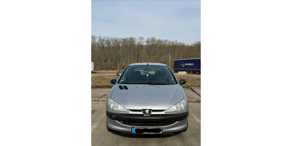 Peugeot 206 115.450 km 900 &euro; Erfurt 99087