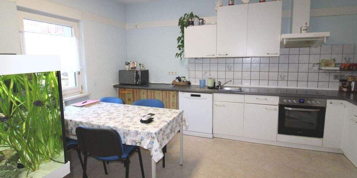 Mehrfamilienhaus, Wohnhaus Tonna Burgtonna - 9 Zimmer, 280 m&sup2;, 245.000&euro; | Angebot:26556935