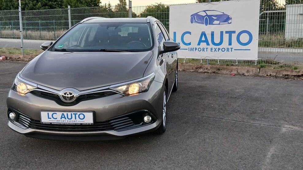 Toyota Auris 80.000 km 9.950 € Gotha 99867